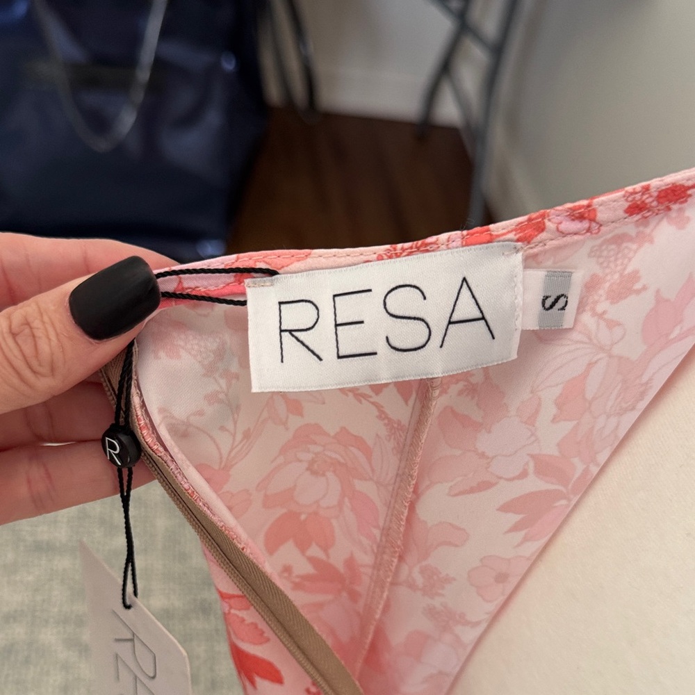 RESA Pink and White Floral jumpsuit - Picture 10 of 11
